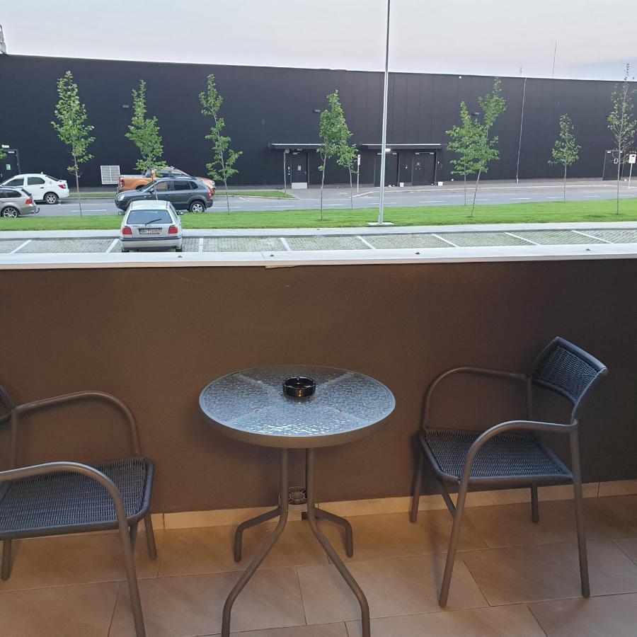 Carolina Sweet Apartament Орадя Экстерьер фото